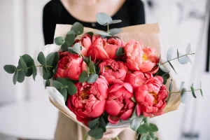 Buchetul de Jubileu: Flori care transmit recunoștință și apreciere